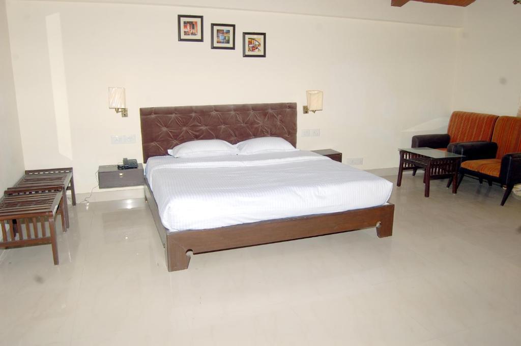 Natureraga Fernhill Resort Чейл Экстерьер фото