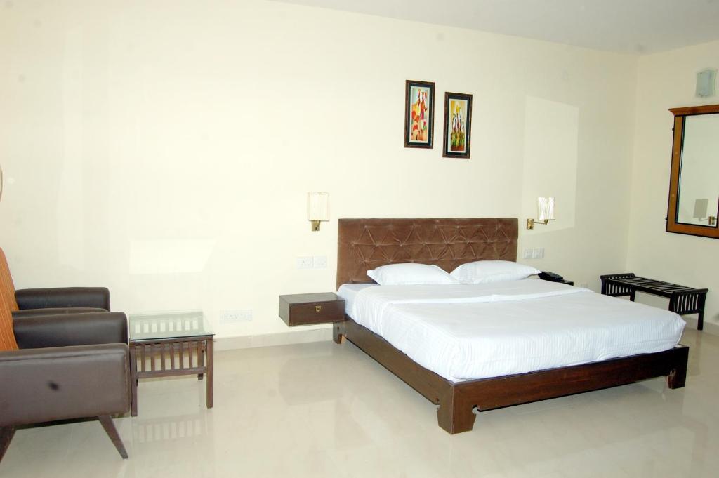 Natureraga Fernhill Resort Чейл Экстерьер фото